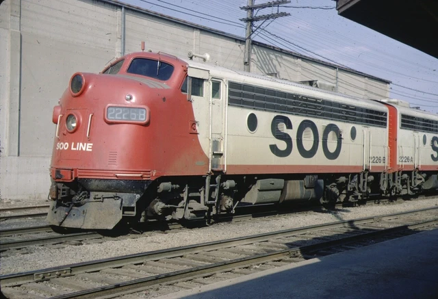 Soo Line EMD F7 Kodachrome original Kodak Slide