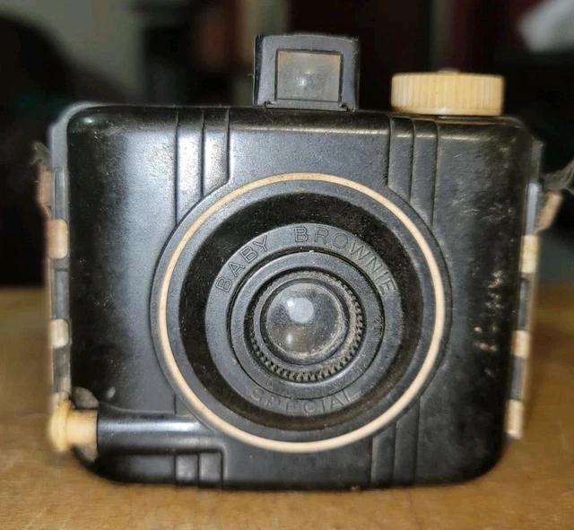 Prl ) Kodak BABY BROWNIE SPECIAL Appareil Photo Film 127 Bakélite Art Déco 40's