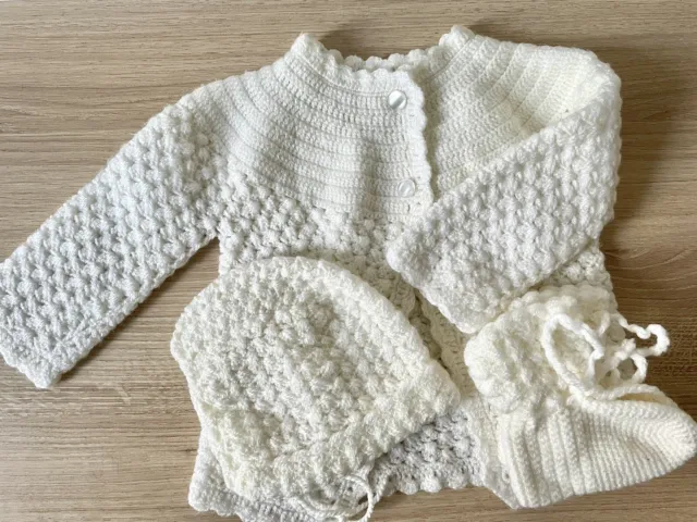 Newborn Baby Clothes Unisex New Hand Knitted 3-Piece Set