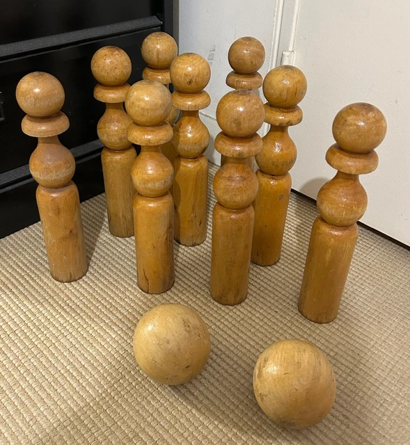 Ancien Jeu De Quilles Miniature En Bois – 9 Quilles + Boule – France 1930
