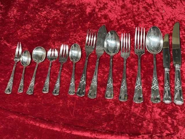IMMENSE Ménagère Métal Argente Modèle Rocaille STYLE LOUIS XV  183 Pièces