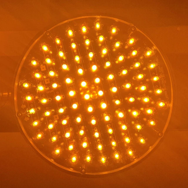 NEW Leotek 8" Yellow 120V LED Traffic Light Man Cave, She Shed, Bar 8 inch
