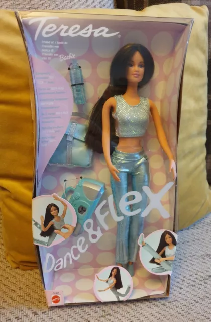 VINTAGE BARBIE DANCE N Flex Teresa 2003 Box With Accessories