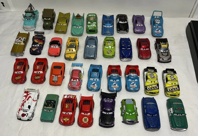 1/64 diecast Epic lot of 35 Disney Pixar Toy Cars from the Cars Movie