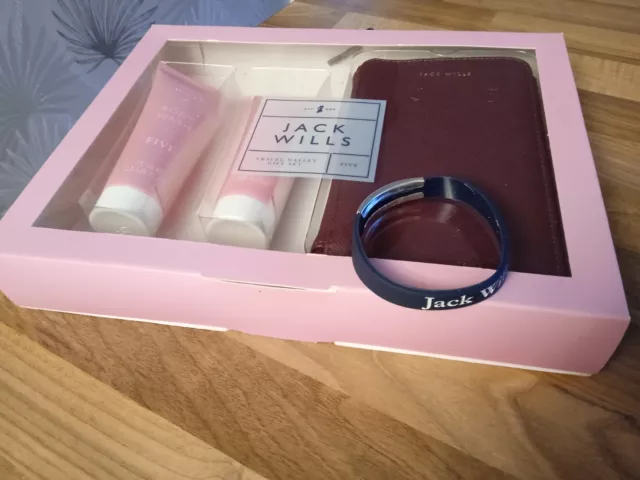 Jack Wills Travel Wallet Gift Set & Body Wash & Lotion With Jack Wills Bracelet 