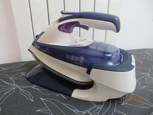 Fer à Repasser Voyage Calor Baby-Matic – Modèle N11.04 – 120/220V 300W, Occasion