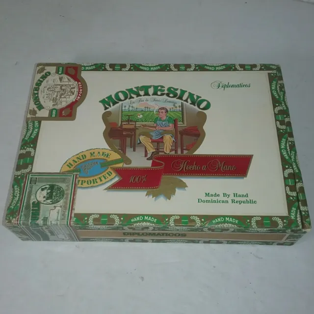 Montesino Robustos Paper Covered Wood Cigar Box Vintage Empty Dominican Republic