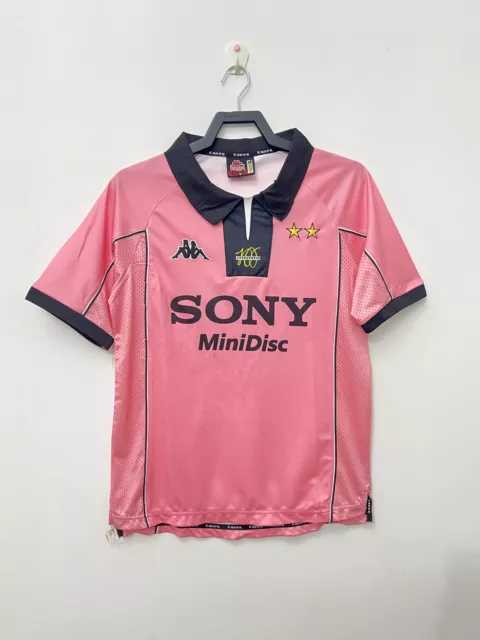 Juventus 1997/98 Away retro shirt