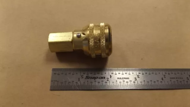 Pneumatic Quick Coupler Eaton-Aeroquip Series 3000 FD40 Brass Lock Sleeve 2ea.