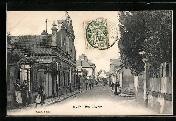 CPA Mouy, Rue Cayeux, 1907 street view
