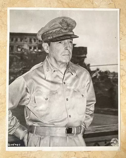 RARE! WW2 US ARMY G.A." DOUGLAS MacARTHUR " 3 DAYS BEFORE WARS END PHOTO 8/31/45 2