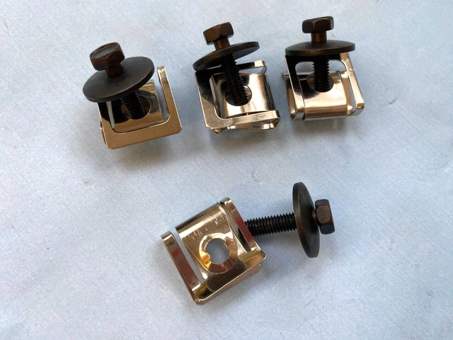 Juego 32 Clips Guardabarros Inferior Motor - ABS Y Acero, Compatible VW Golf MK4 Bora