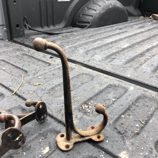 Large vintage cast Wall Hook Coat/Hat Rack, Rustic/Primitive- double hooks 8.5/4