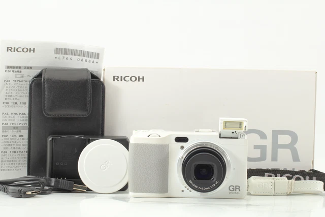 [MINT] 4383 Shot RICOH GR DIGITAL IV 4 digital 10.4MP Camera White From JAPAN 3