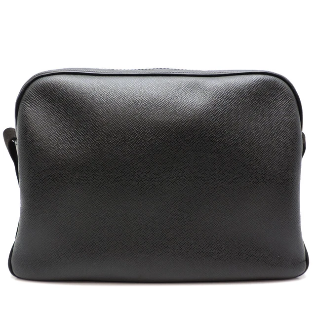 Louis Vuitton Reporter Mens Shoulder Bag M30152 Discontinued Taiga oise