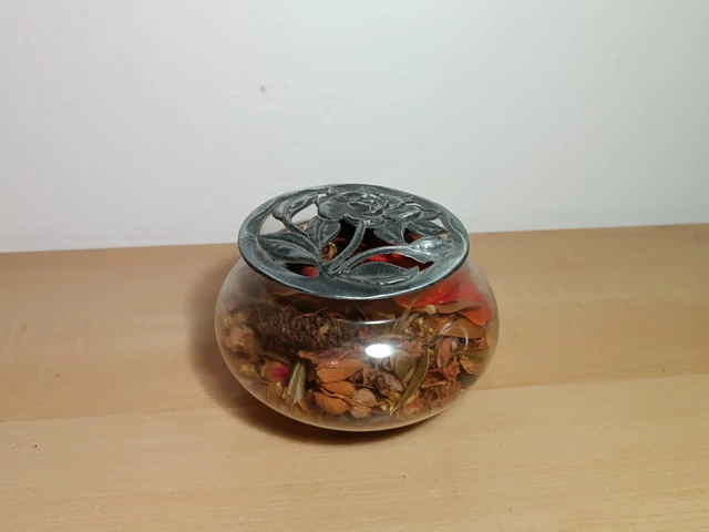 POT POURRI en verre soufflé avec décoration en étain véritable