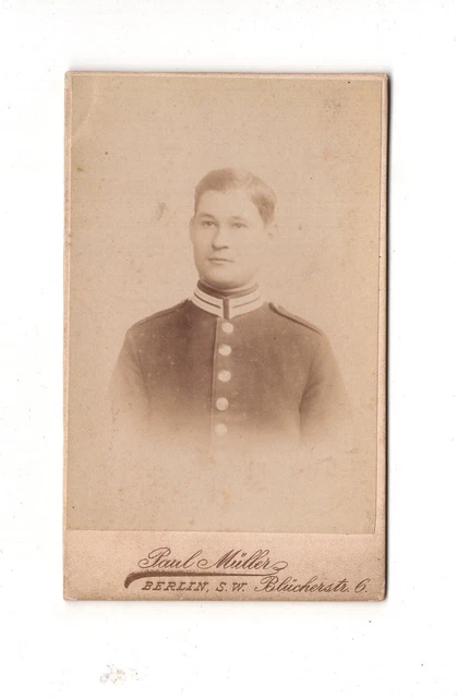 CDV Foto Soldat - Berlin 1880er