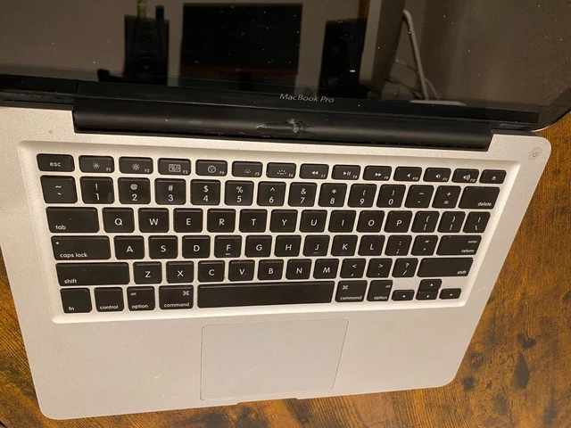 Apple MacBook Pro 13 Early 2011, 2.3Ghz Intel Core i5, 8Gb Ram, 256Gb SSD 4