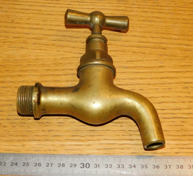 BEAU ROBINET DE jardin ancien (années 1950/60) en bronze - Made in