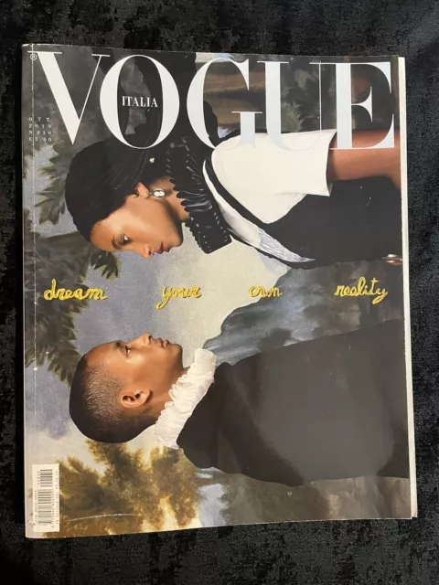 Vogue Italia October 2019 Jaden and Willow Smith cover: : Books