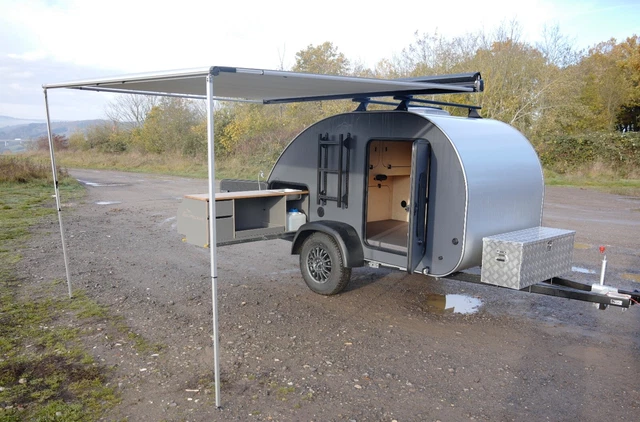 NEU ! Ohne Vorbesitzer ! Teardrop Wohnwagen / Miniatouring Overland