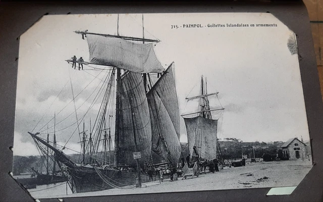 Album de cartes POSTALES 76 cartes.