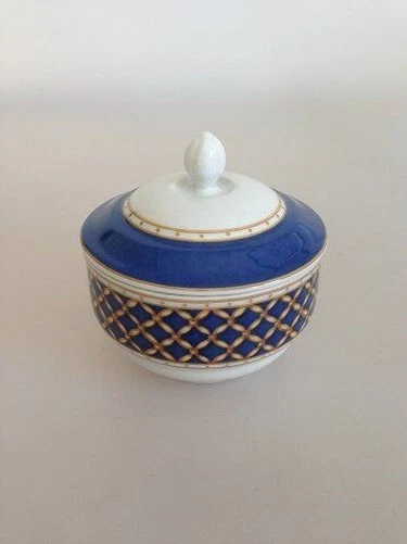 Royal Copenhagen Liselund Dunkelblau Zuckerdose No 161