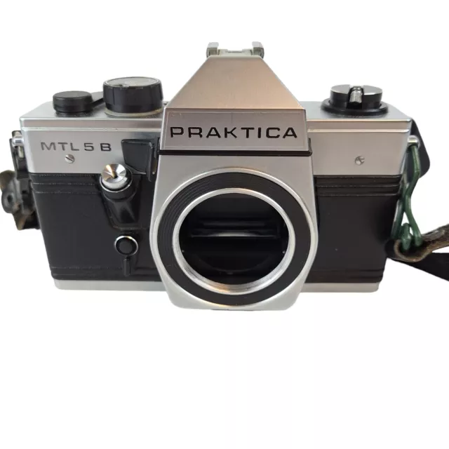 Praktica MTL5B 35mm SLR Film Camera With Flash Unit & Pentacon auto 1.8/50 Lens 3