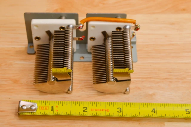 Condensateurs Variables 250 PF – Lot De 2 Pièces, Neuf Sous Emballage – Pour Circuits électroniques, Radio