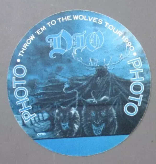 DIO backstage pass cloth sticker Throw 'em to the Wolves 1990 TOUR - OTTO  !