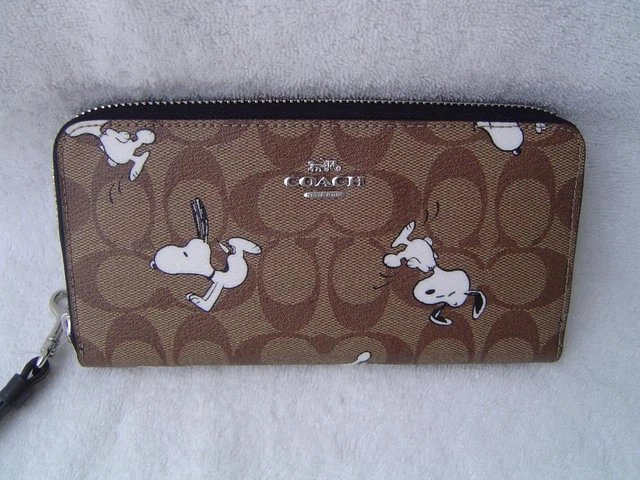 New Authentic Coach Khaki Signature Snoopy Large Zip Around Wallet #4596