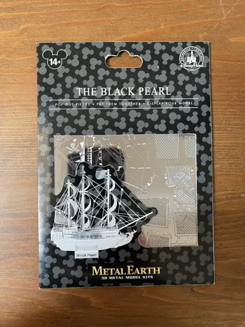 *Disney Parks*  The Black Pearl Metal Earth 3D Metal Model Kit