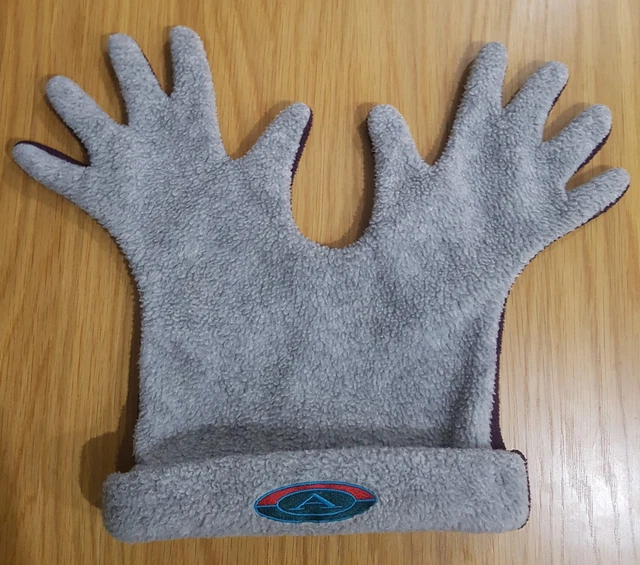 RARE ORIGINAL RETRO Vintage 90s Anarchic Adjustment Hands