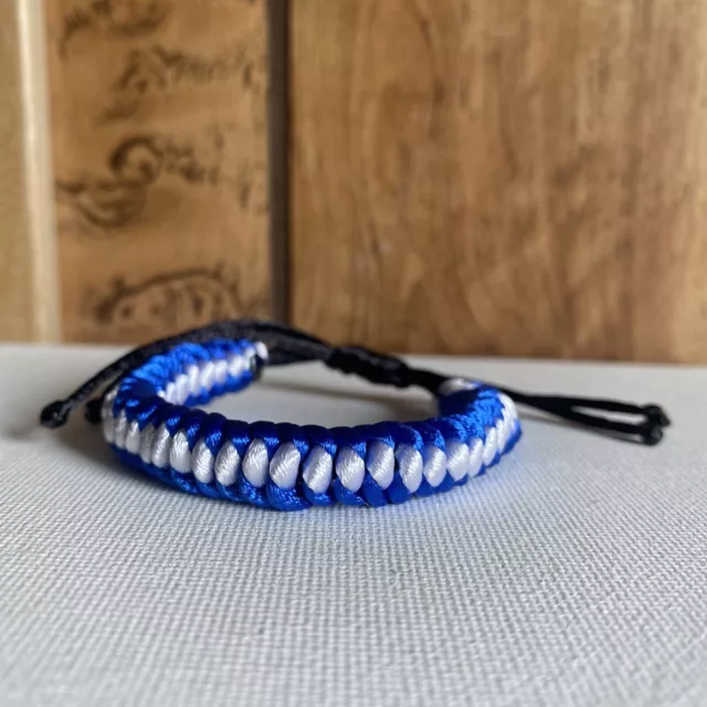 NICARAGUA Bracelet #05 Handcrafted Pulsera AZUL & BLACO Hecha de Satin Nylon