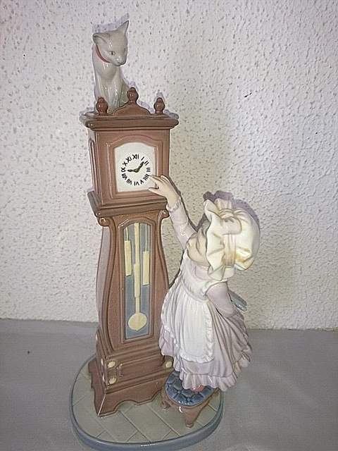 Figurine Lladró "Fille Du Mari Du Sud" - Statuette Décorative En Porcelaine Multicolore 19cm