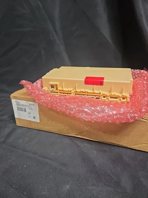 978035_7