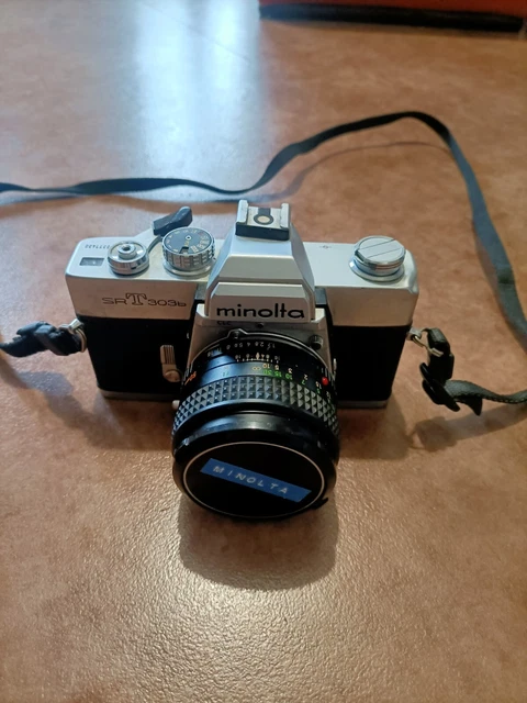 MINOLTA SRT 303b + ZOOM (Gebraucht) in Allschwil für CHF 55 - mit
