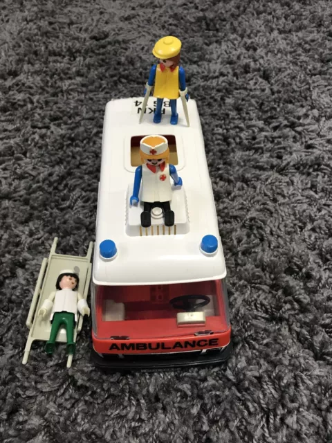 VINTAGE PLAYMOBIL AMBULANCE 1977 Pth 396r Rkn Bg 14 24.63
