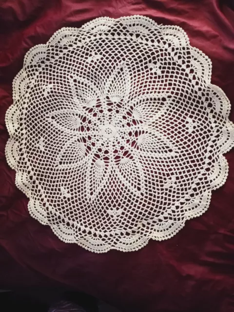 Vintage Hand Crochet Doily Scalloped Round Pineapple Pattern & Birds Design Ecru