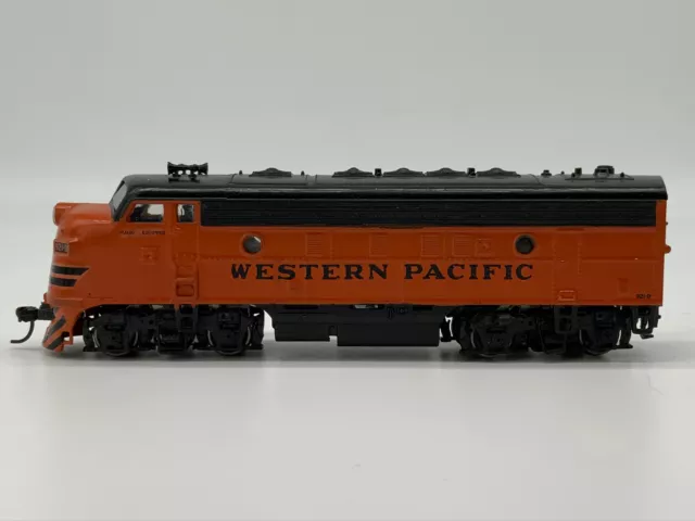 Modelleisenbahn Wagen Kadee Western Pacific 921-D Güterwagen