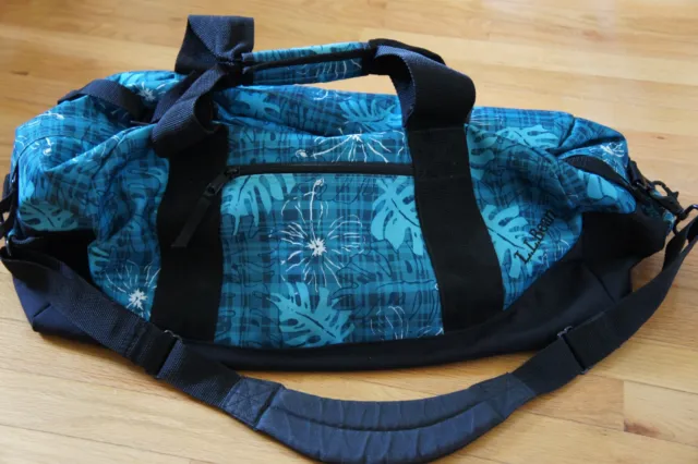 L.L. Bean Carry-on Adventure Duffle Bag Medium 23" Plaid Blue