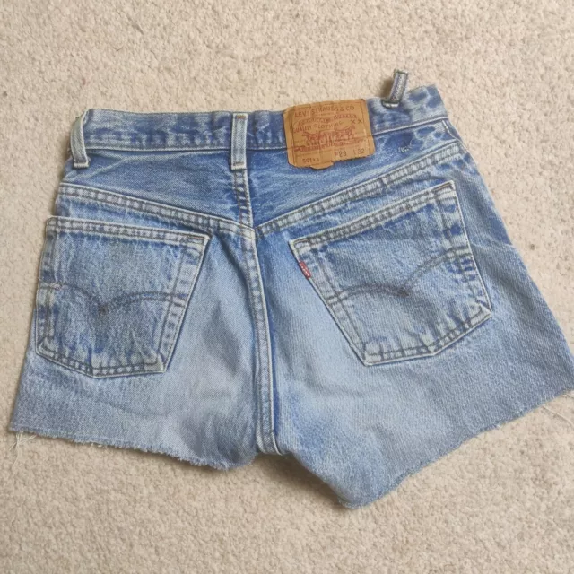 GRADE B LEVIS VINTAGE WOMENS HIGH WAISTED DENIM SHORTS SIZE 29 inch waist