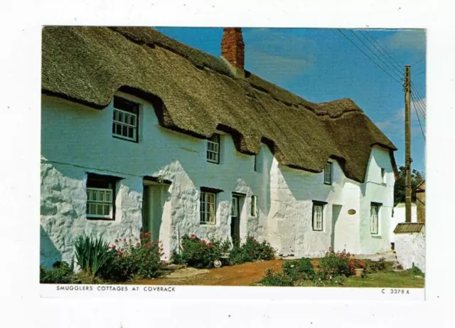 Cornwall Postcard Colour Photo Of  Smugglers Cottages At Coverack.