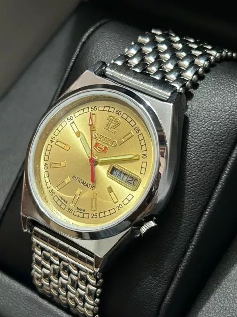 Seiko 5 Reloj de pulsera automático para hombre con esfera dorada y fecha,... 3