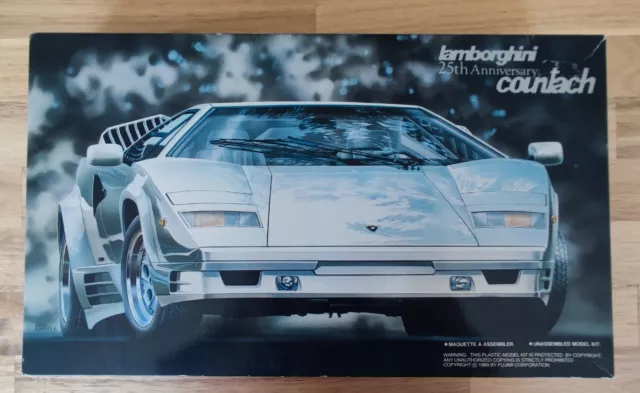 Vintage Fujimi 1/24 Lamborghini Countach 25th Anniversay model kit