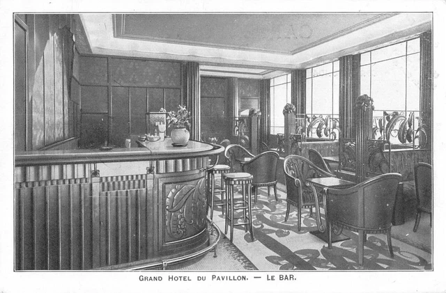PARIS - CARTE-PHOTO d'un groupe en tenue du Dimanche - Photo Goubert bd - 19290 EUR 10,00 PARIS - CARTE-PHOTO d'un groupe en tenue du Dimanche - Photo Goubert bd - 19290 EUR 10,00