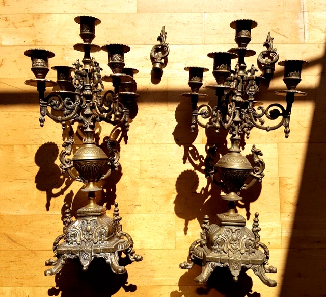 PAIRE ANCIENS CHANDELIERS candélabres en bronze 5 branches EUR 60,00