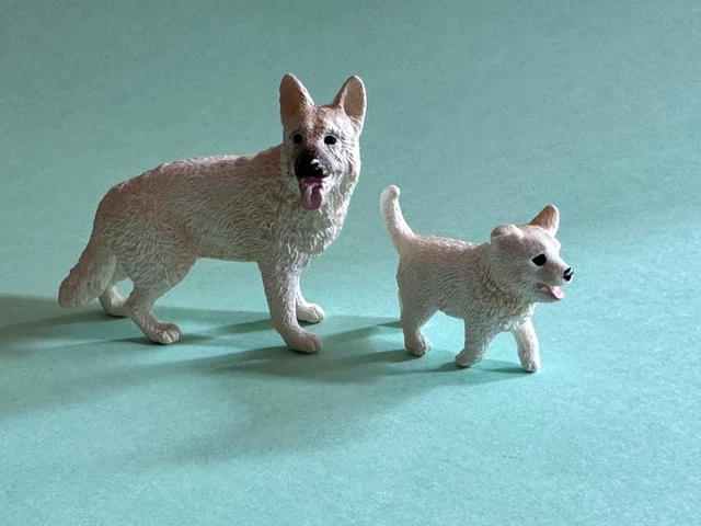Schleich White Alsatian /German Shepherd Dog & Pup Extremely Rare Special 2018