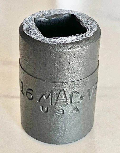 Mac Tools USA 11/16" 6 Point 1/2" Drive Shallow Impact Socket VP226
