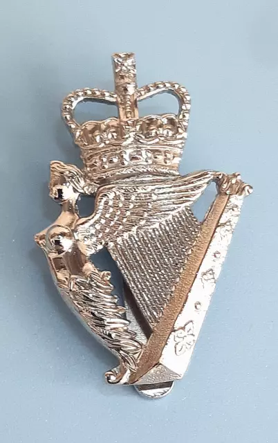 The Royal Irish Regiment Army Military Cap Badge Part Collection Genuine